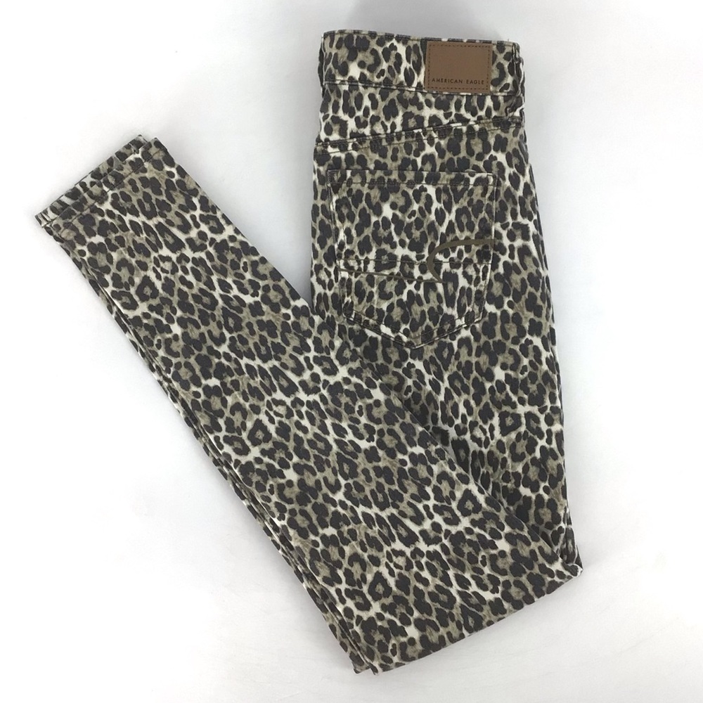 NEW American Eagle Leopard Super High Rise Jegging
